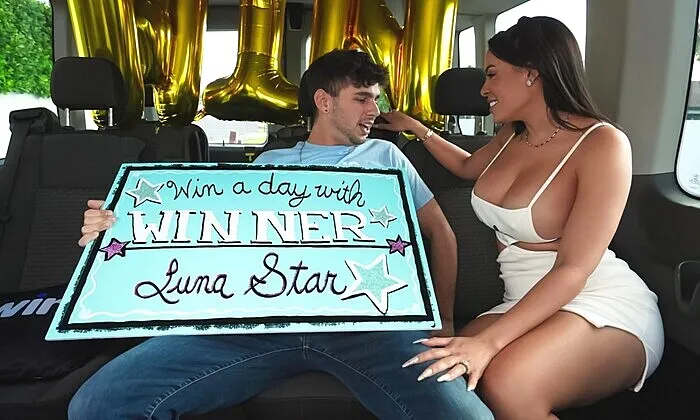 luna star mega fan wins a ride