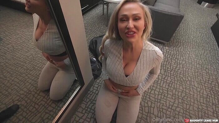 Sophie Reade – Pretty Luxury Blondie Gets Fucked Hard In A Hotel Room